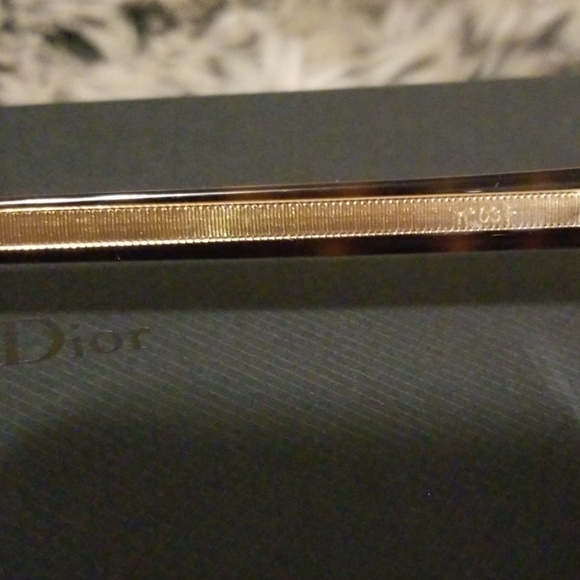 Dior frame - Picture 3 of 4